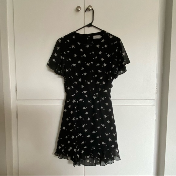 lioness open back star dress - Picture 2 of 7